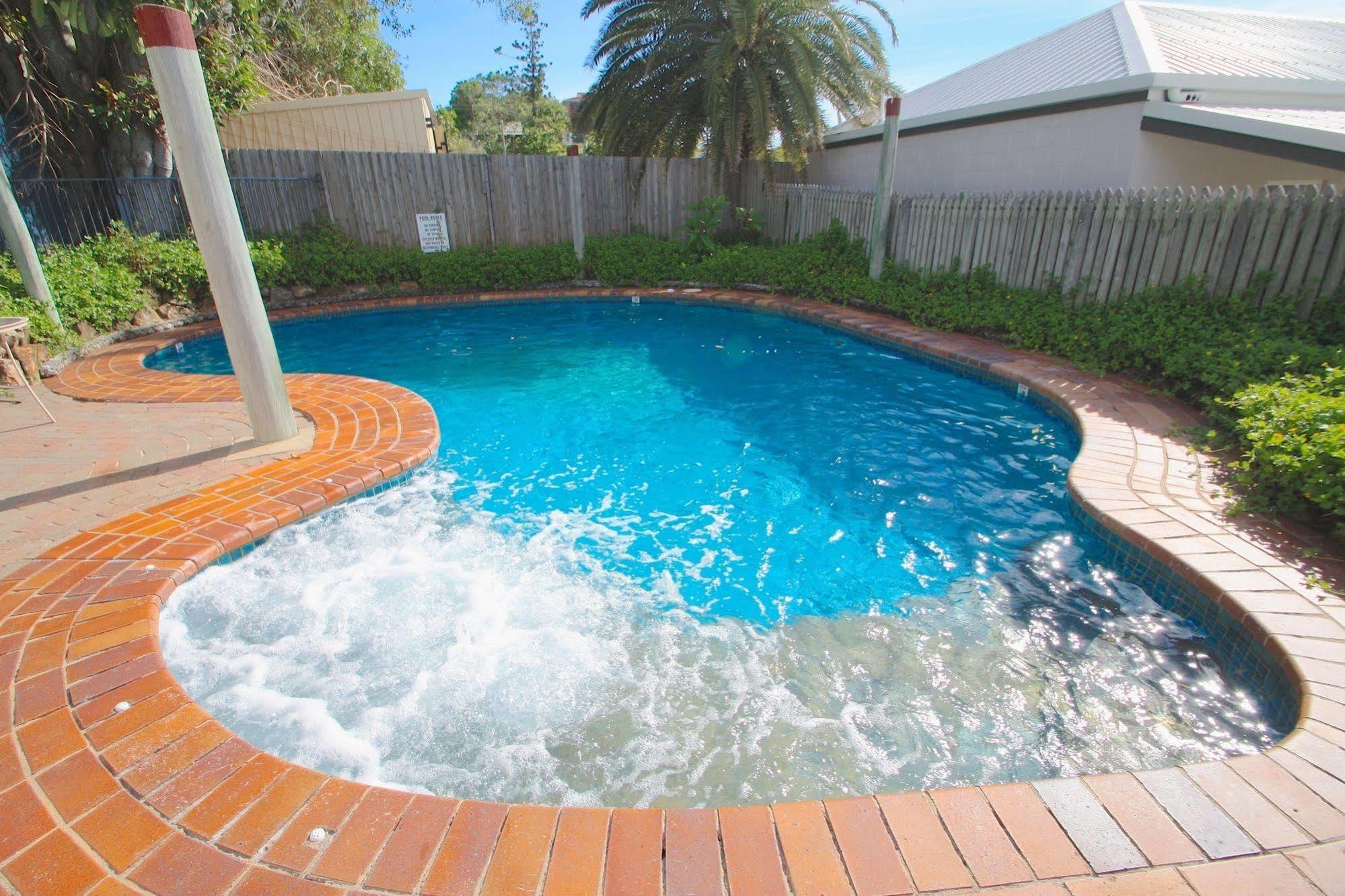 Endeavour Inn Emu Park Luaran gambar